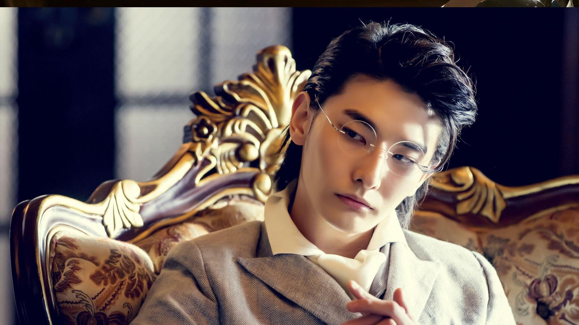 _天空自行车：飞跃云端的运动激情_，每天空中自行车