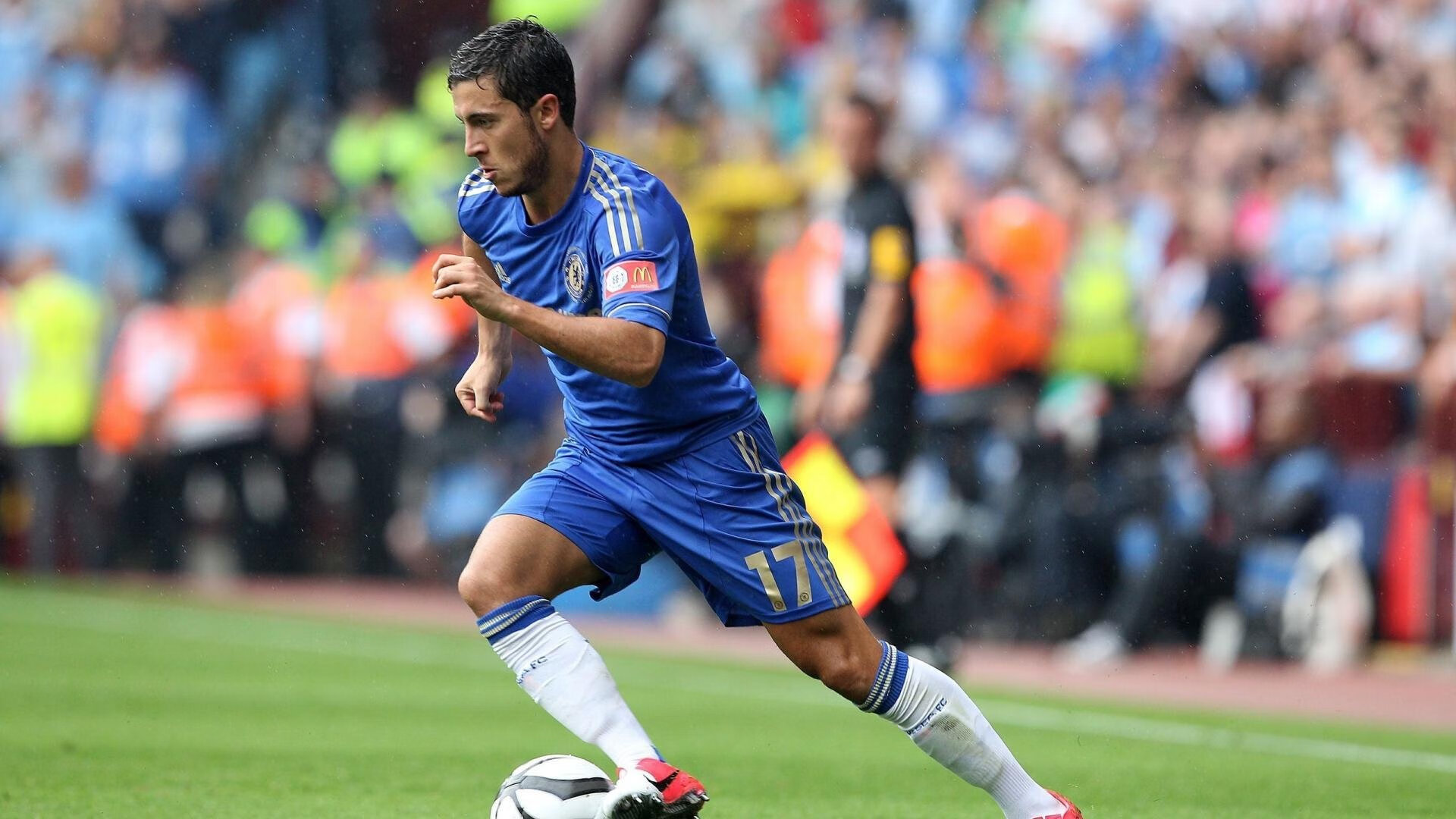 九游官网-水球荷兰女队反击速度显优势，荷兰女子球迷